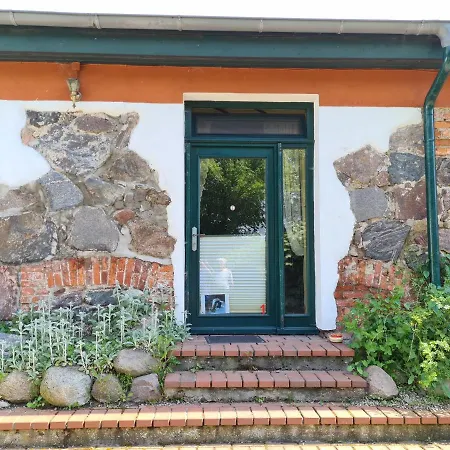 Ferienwohnung 3, Dorfstrasse 5C Lejlighed Neu Gaarz