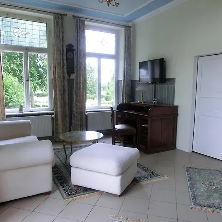 Ferienwohnung 3, Dorfstrasse 5C Neu Gaarz
